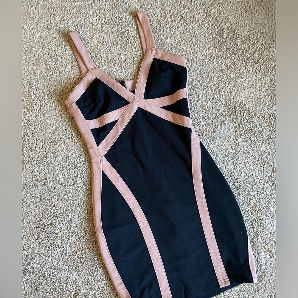 WINDSOR bodycon dress